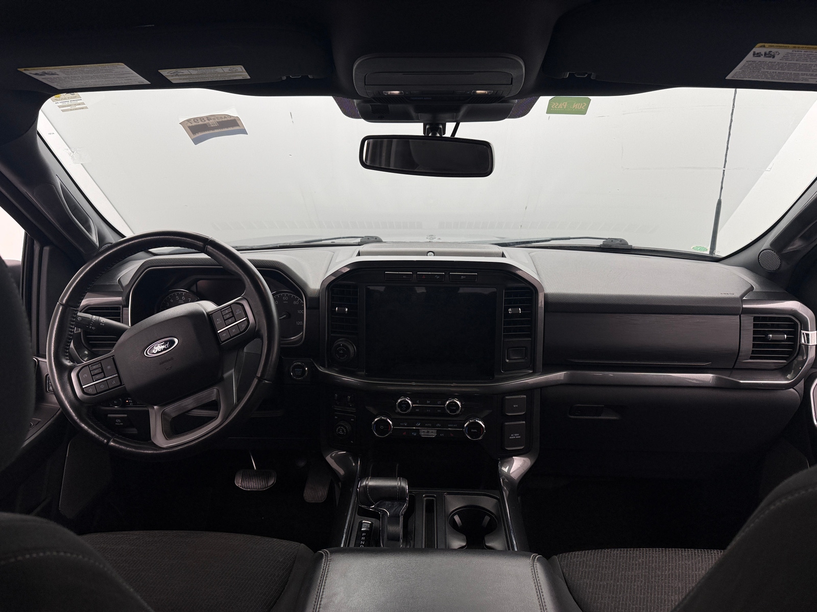 Thumbnail: 2022 Ford Econoline - 3