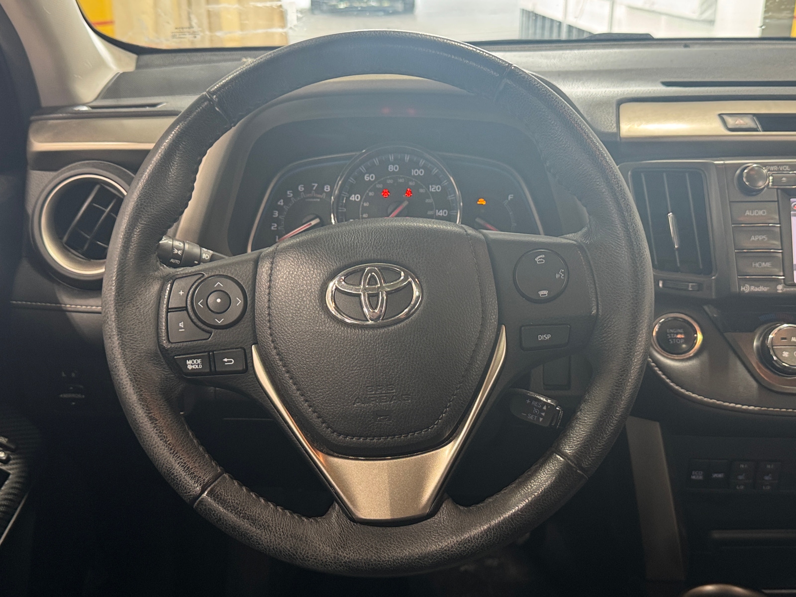 Thumbnail: 2015 Toyota RAV4 - 4