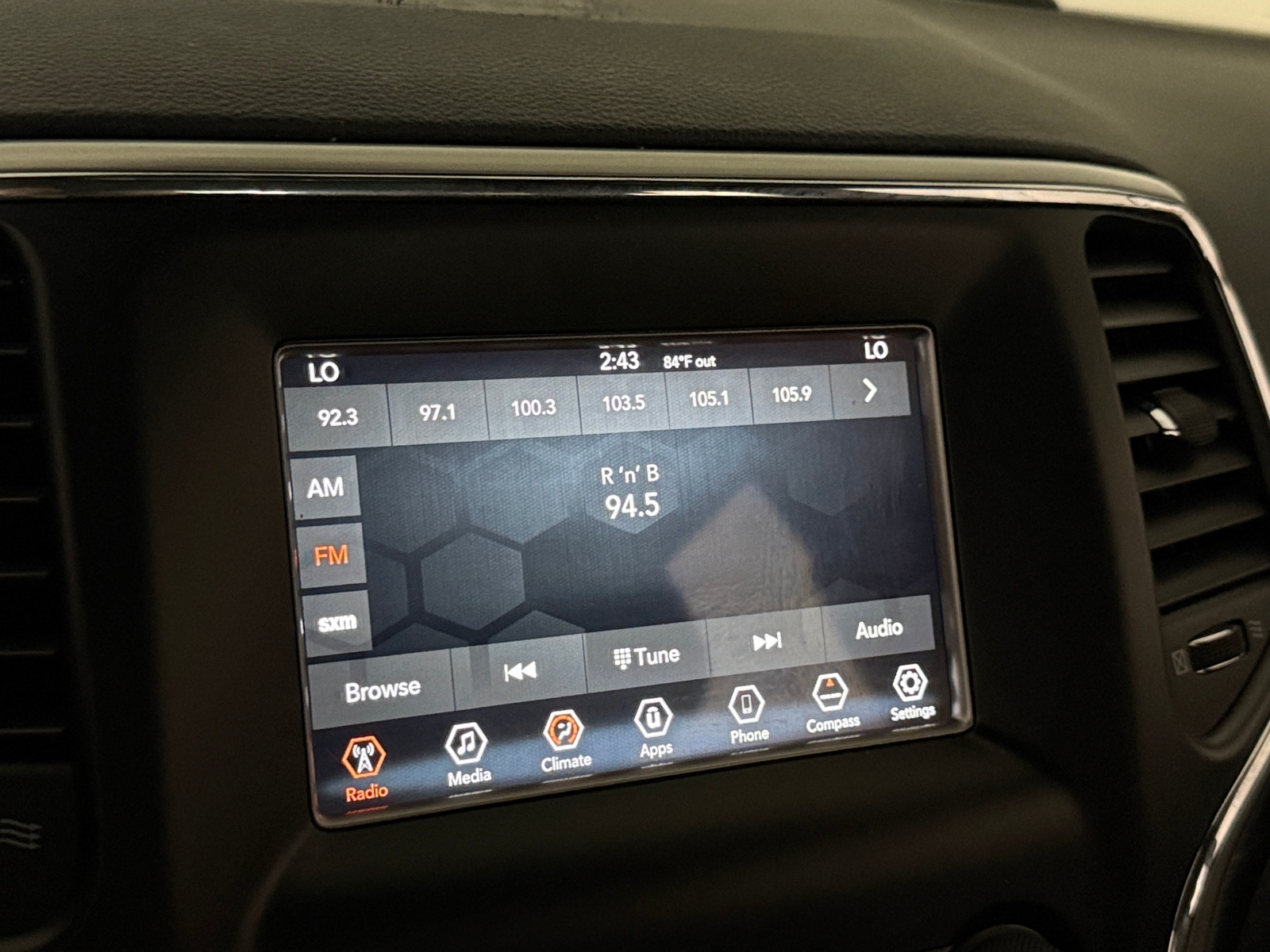 Thumbnail: 2019 Jeep Grand Cherokee - 4