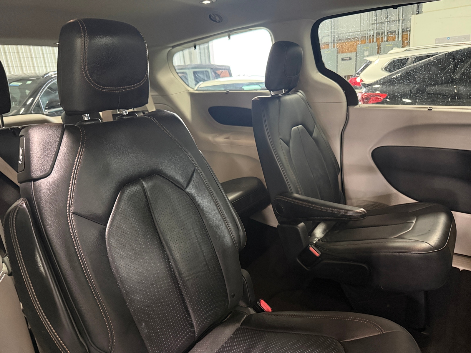 Thumbnail: 2019 Chrysler Pacifica - 5