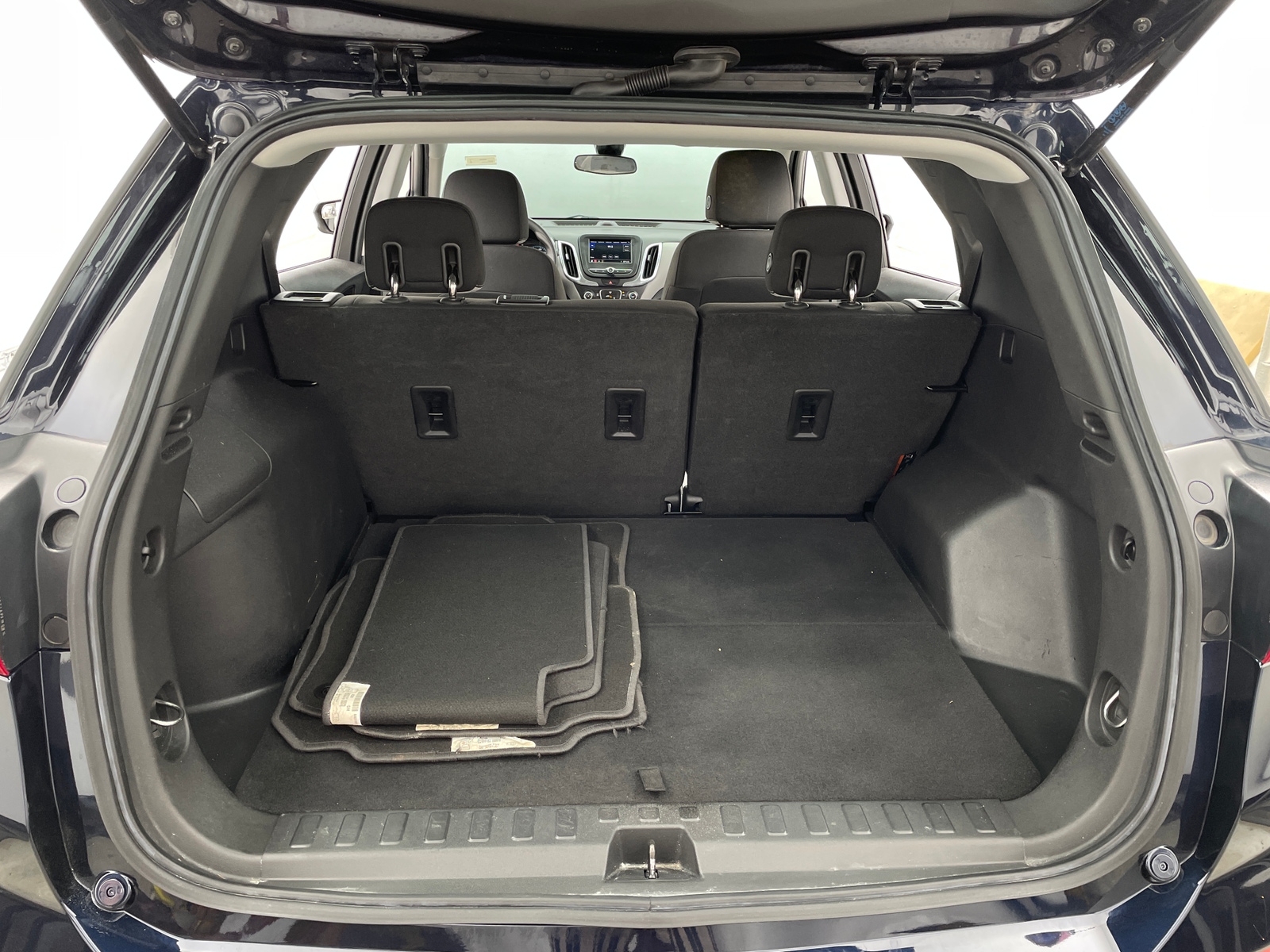 Thumbnail: 2020 Chevrolet Equinox - 6