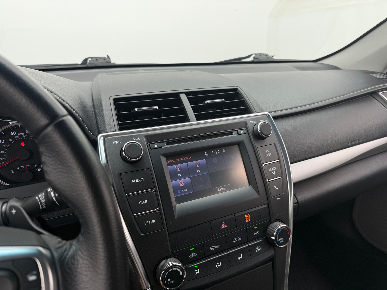 Thumbnail: 2016 Toyota Camry - 4