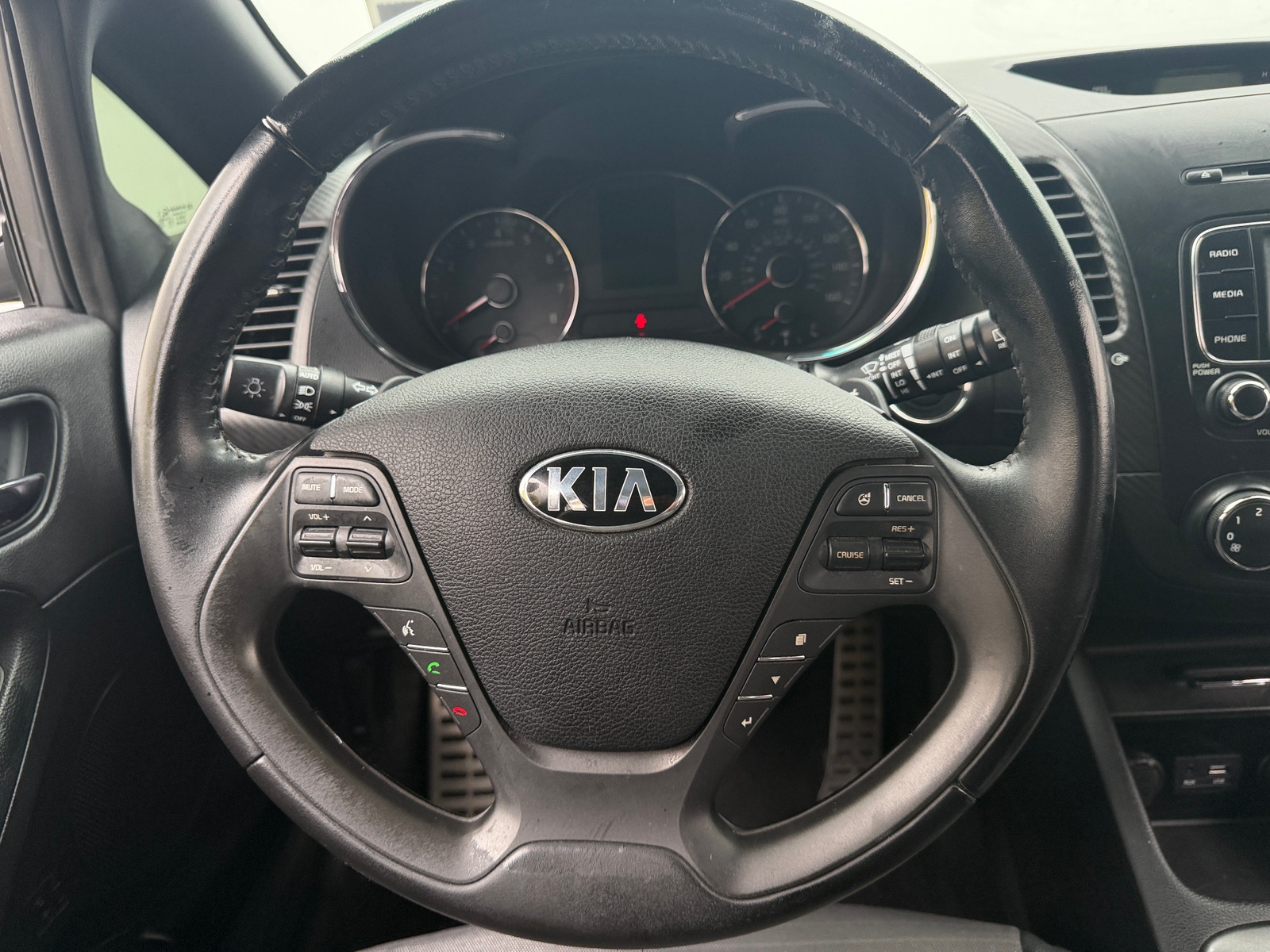 Thumbnail: 2016 Kia Forte - 5