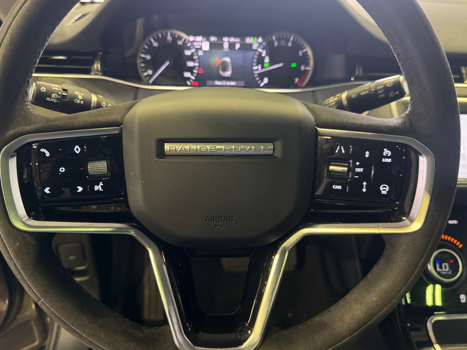 Thumbnail: 2023 Land Rover Range Rover Evoque - 5