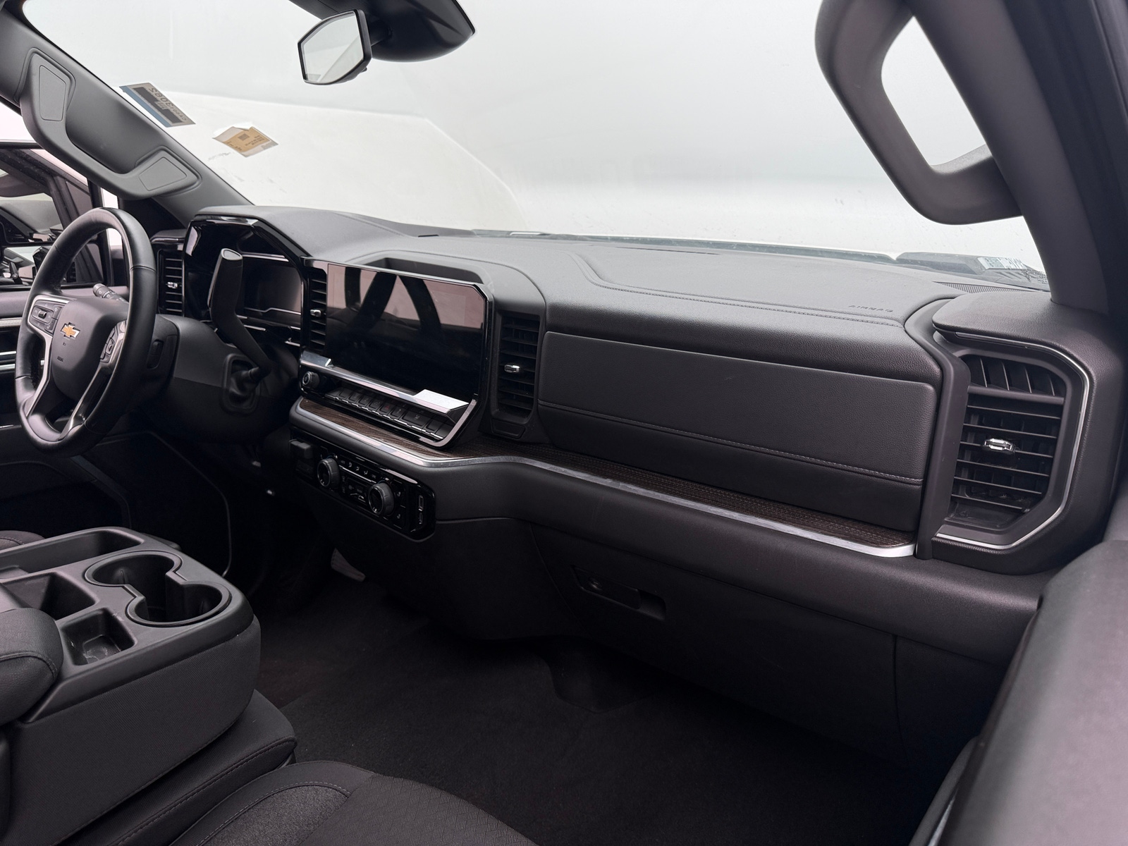 Thumbnail: 2025 Chevrolet Silverado 2500 - 3