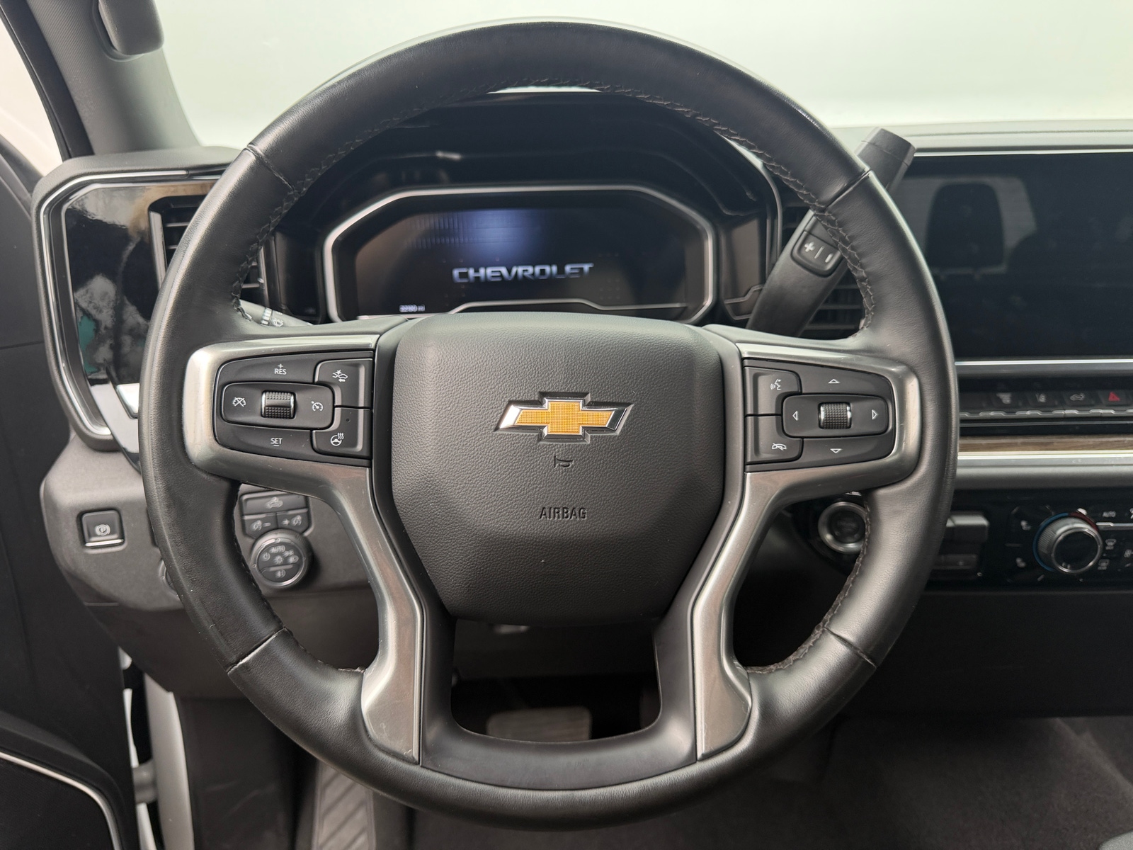 Thumbnail: 2025 Chevrolet Silverado 2500 - 5