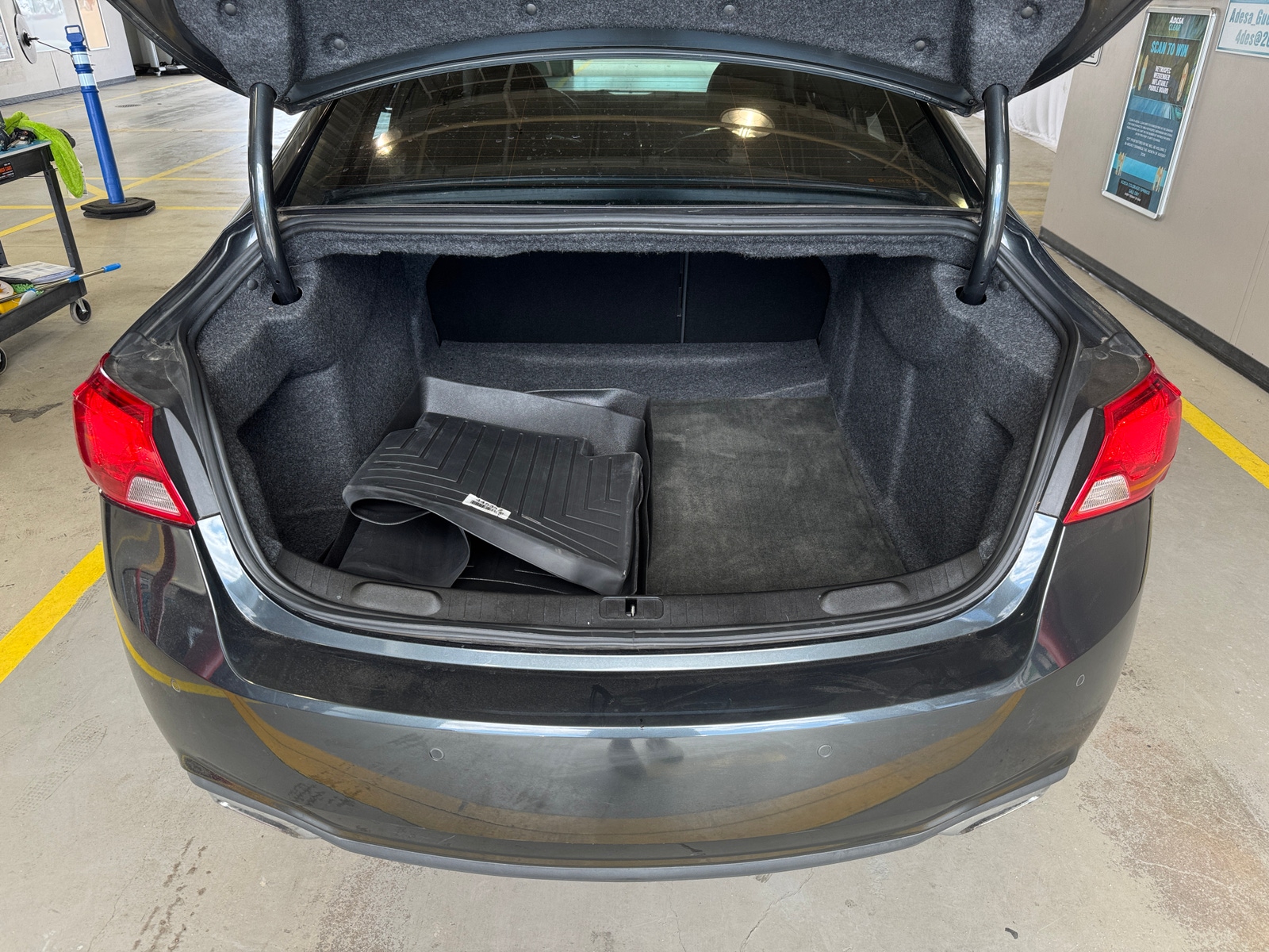 Thumbnail: 2014 Chevrolet Impala - 6
