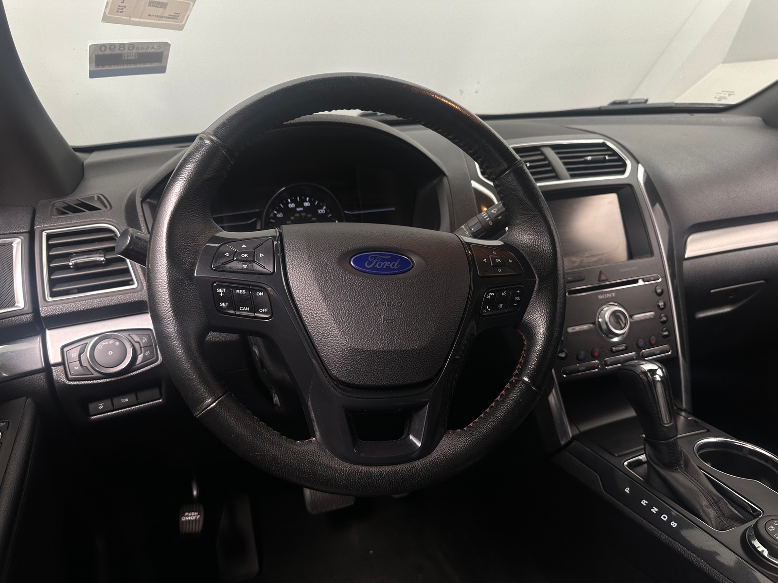 Thumbnail: 2016 Ford Explorer - 4