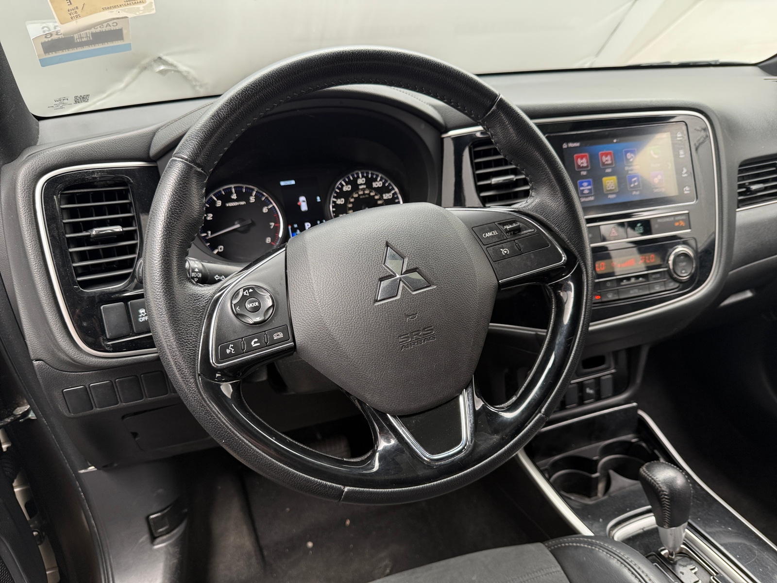 Thumbnail: 2019 Mitsubishi Outlander - 5