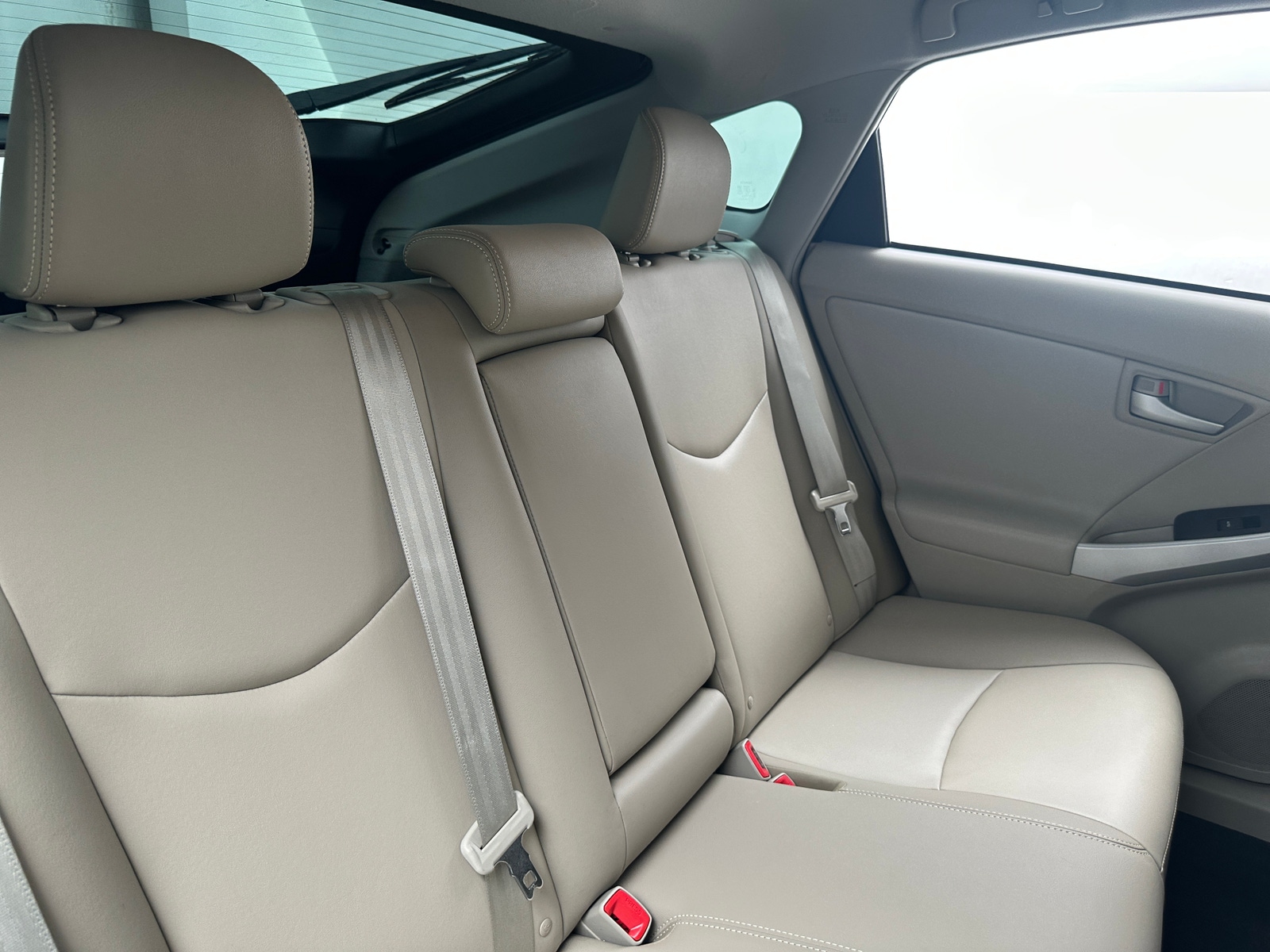 Thumbnail: 2014 Toyota Prius - 6
