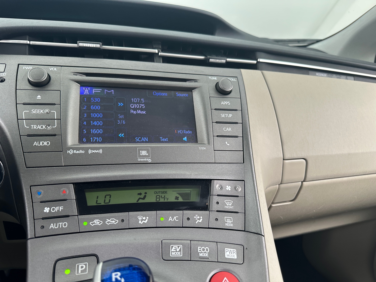 Thumbnail: 2014 Toyota Prius - 4