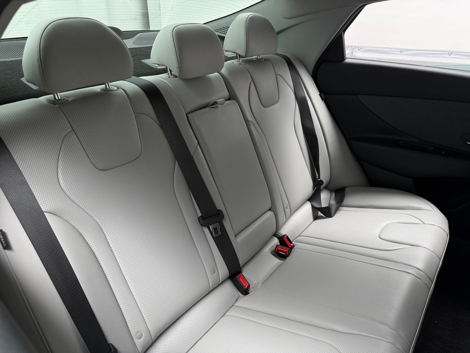 Thumbnail: 2024 Hyundai Elantra - 5