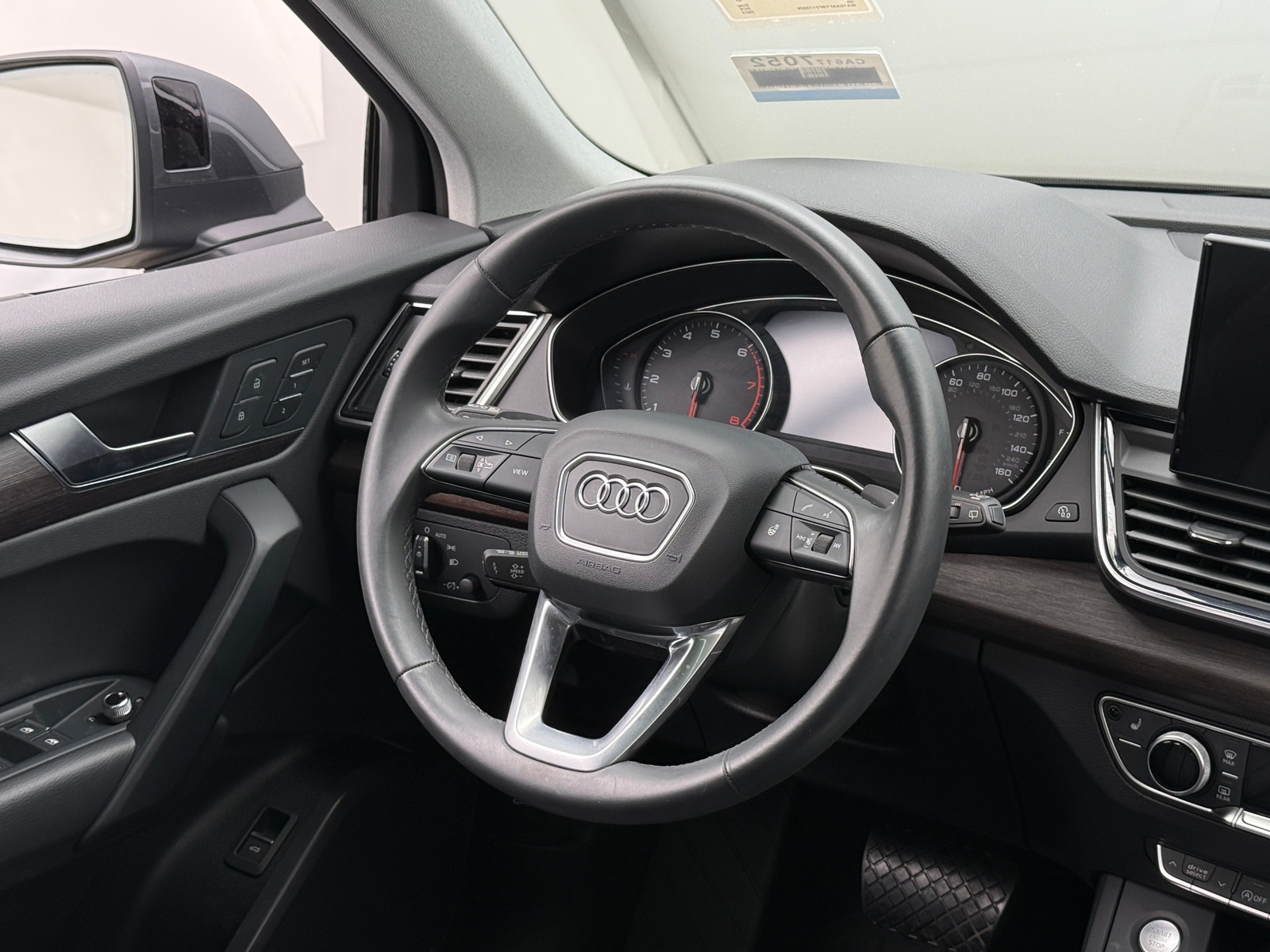 Thumbnail: 2023 Audi Q5 - 4