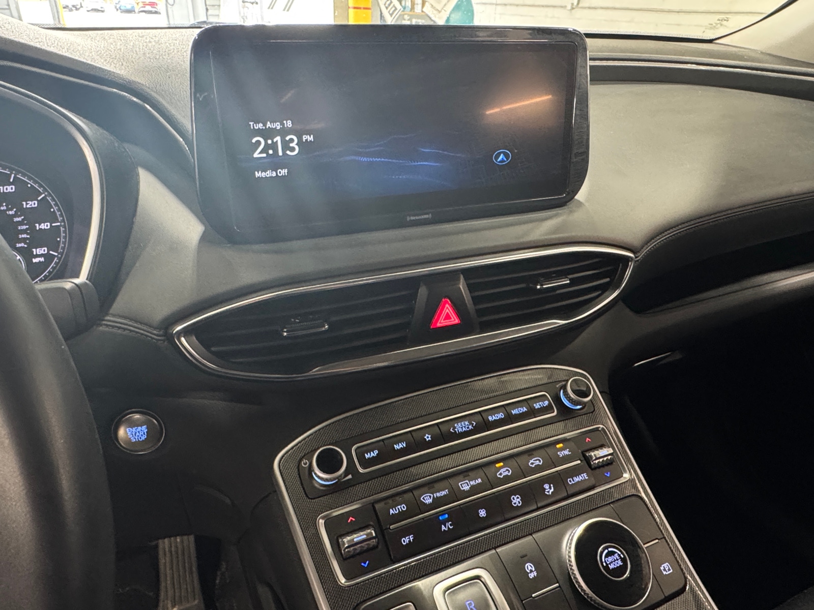 Thumbnail: 2023 Hyundai Santa Fe - 4