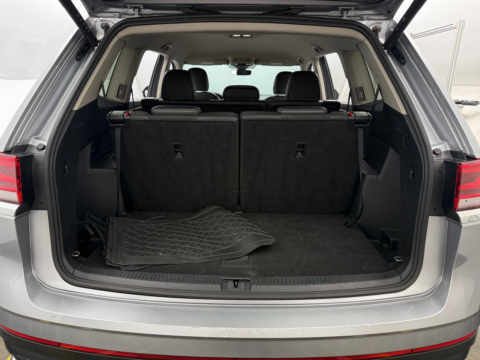 Thumbnail: 2025 Volkswagen Atlas - 6
