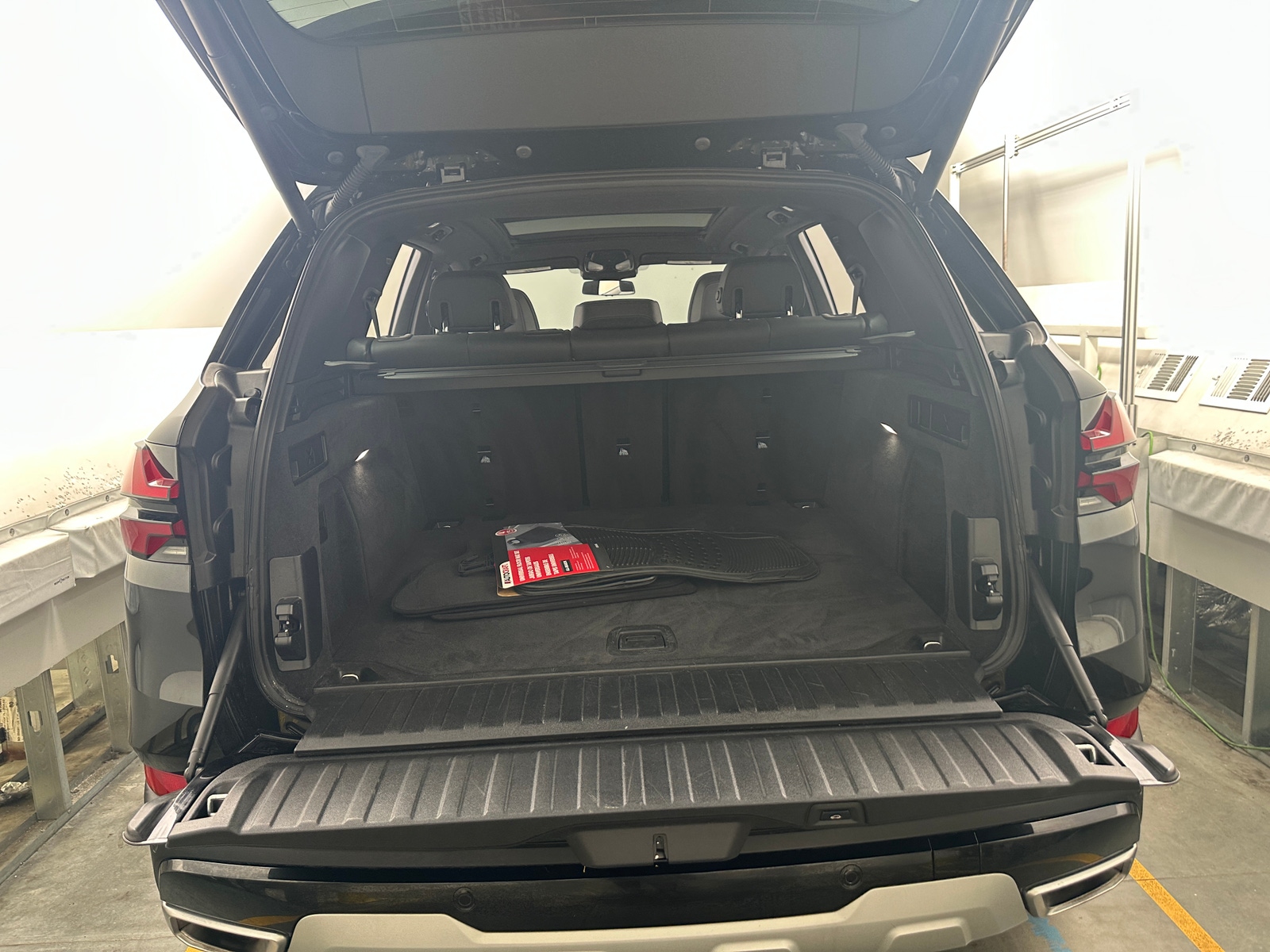 Thumbnail: 2025 BMW X5 - 7