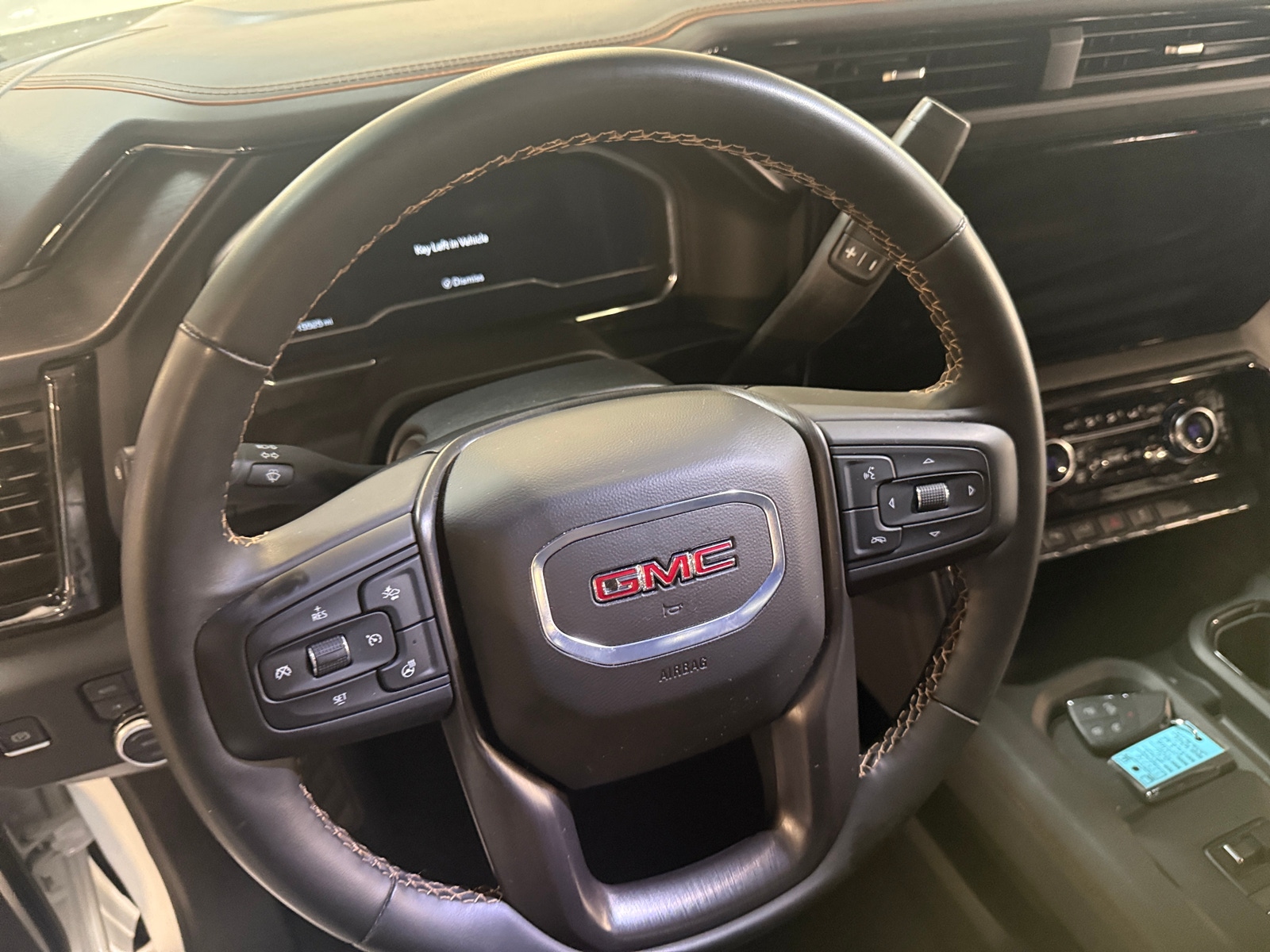 Thumbnail: 2025 GMC Sierra 2500 - 4