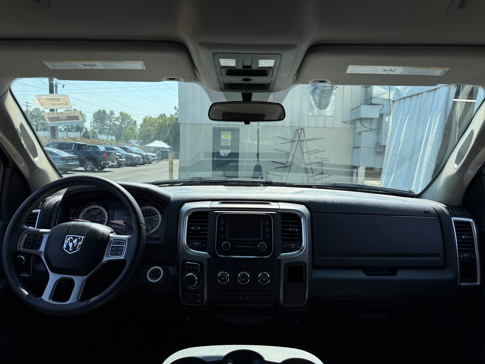 Thumbnail: 2024 RAM 1500 Classic - 3