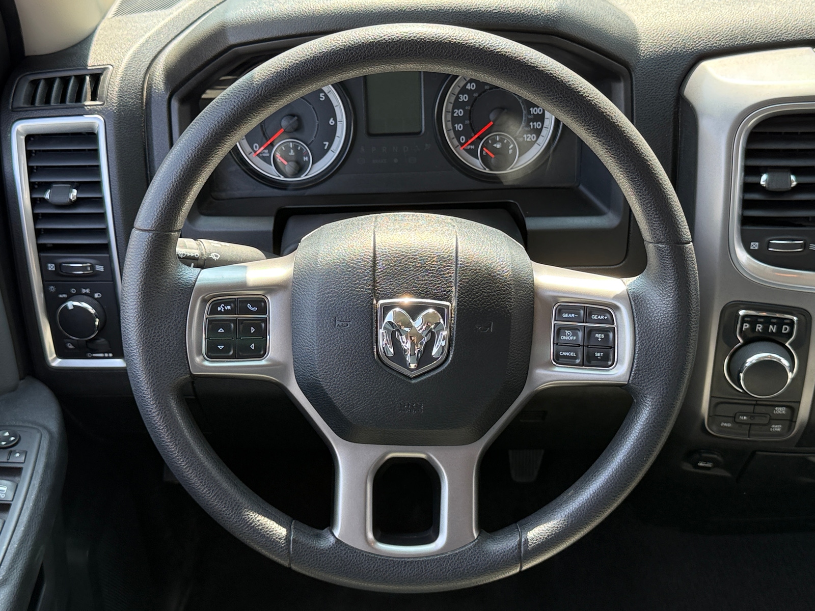 Thumbnail: 2024 RAM 1500 Classic - 5