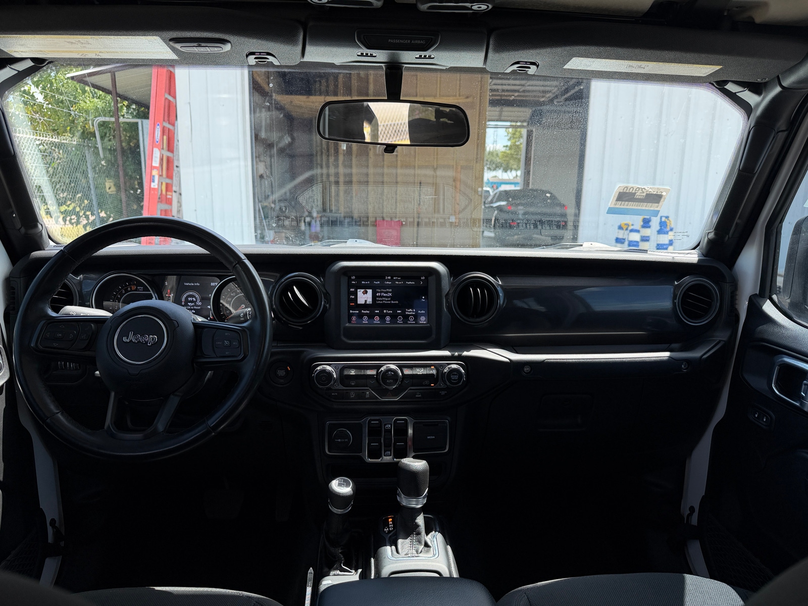 Thumbnail: 2022 Jeep Gladiator - 3