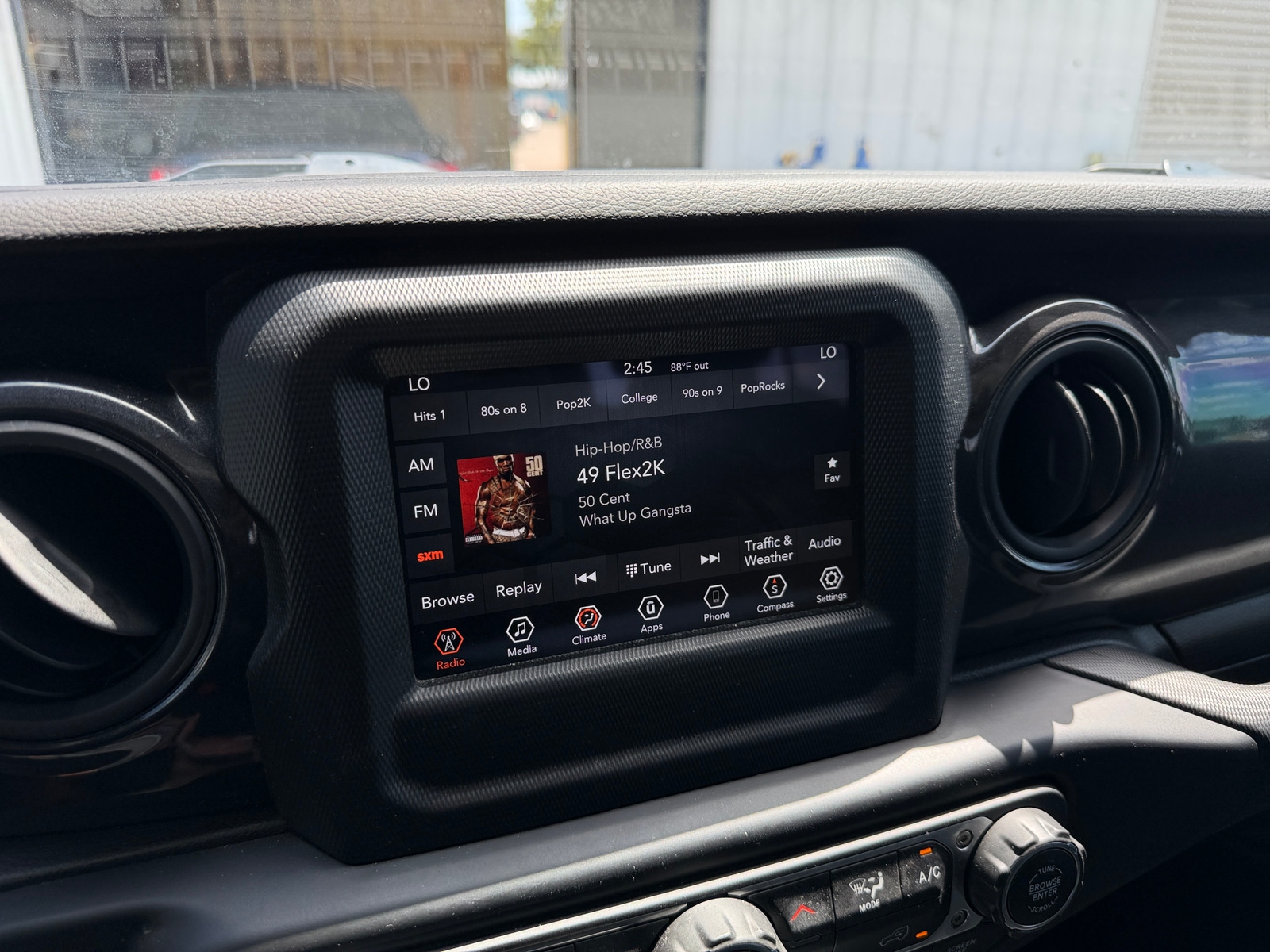 Thumbnail: 2022 Jeep Gladiator - 4