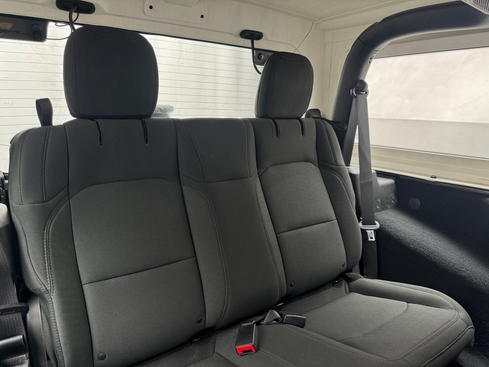 Thumbnail: 2018 Jeep Wrangler - 6