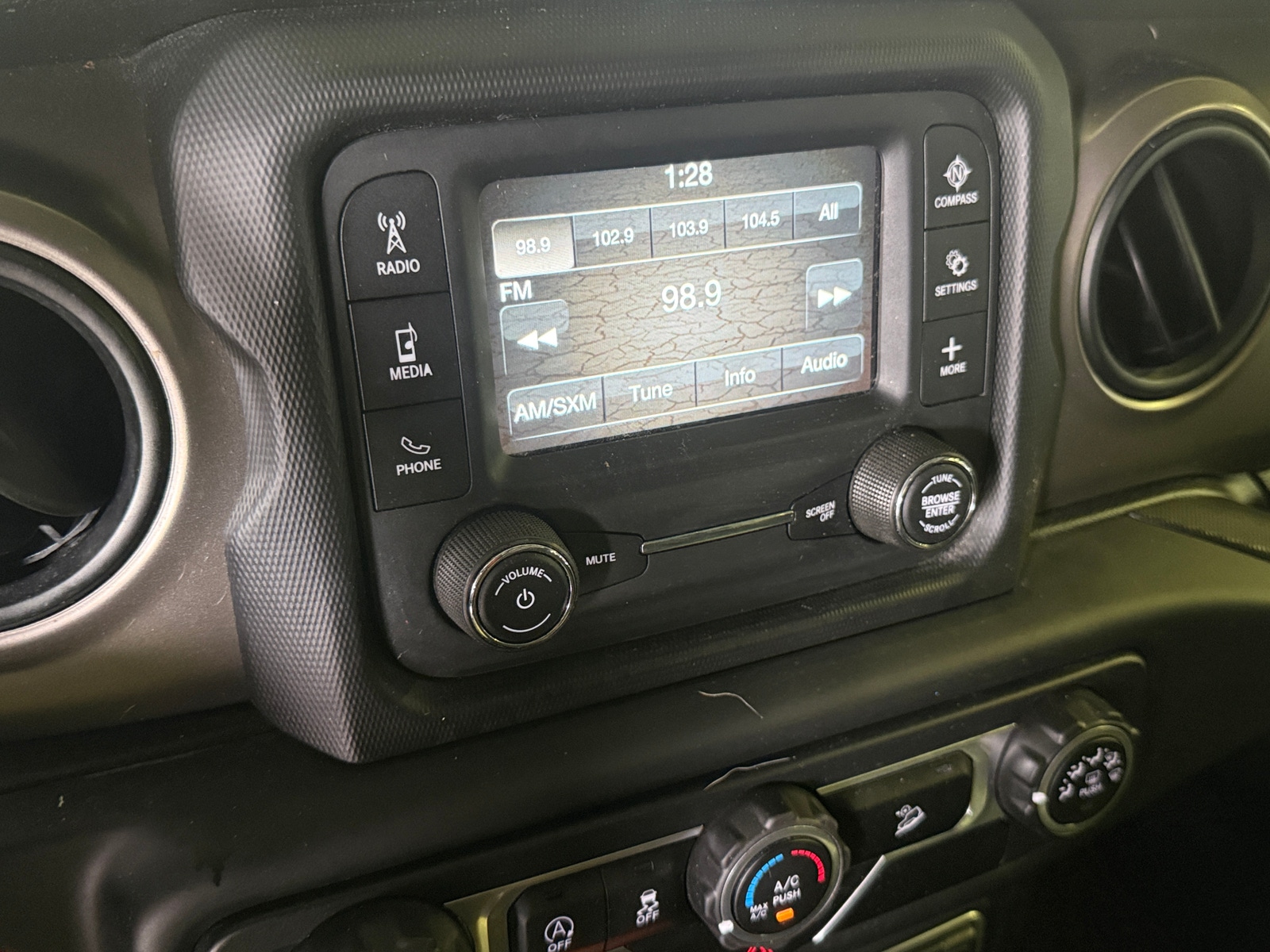 Thumbnail: 2018 Jeep Wrangler - 4