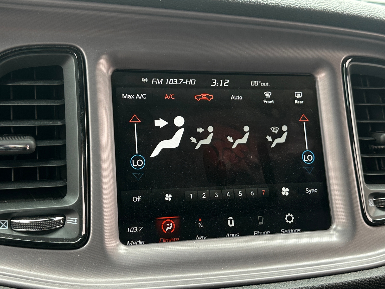 Thumbnail: 2023 Dodge Challenger - 3