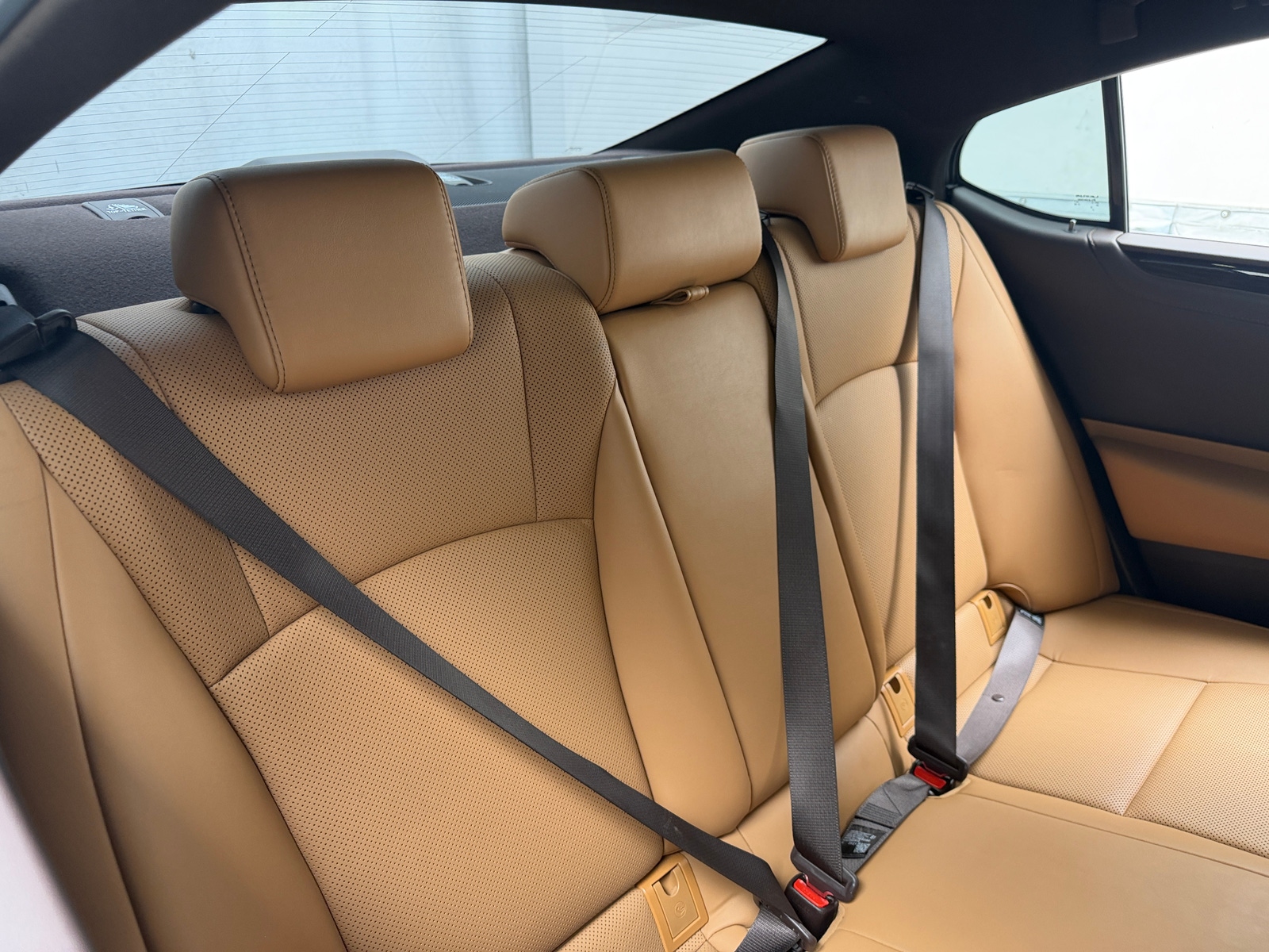 Thumbnail: 2021 Lexus ES - 5