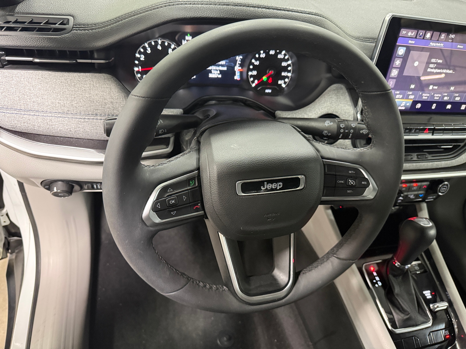Thumbnail: 2023 Jeep Compass - 5
