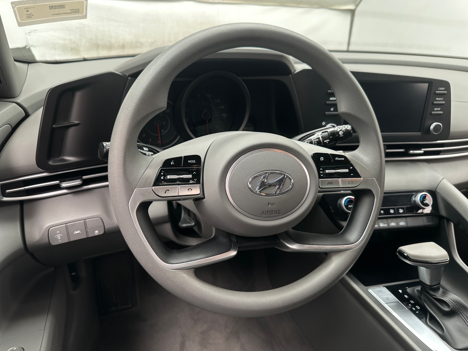 Thumbnail: 2023 Hyundai Elantra - 5