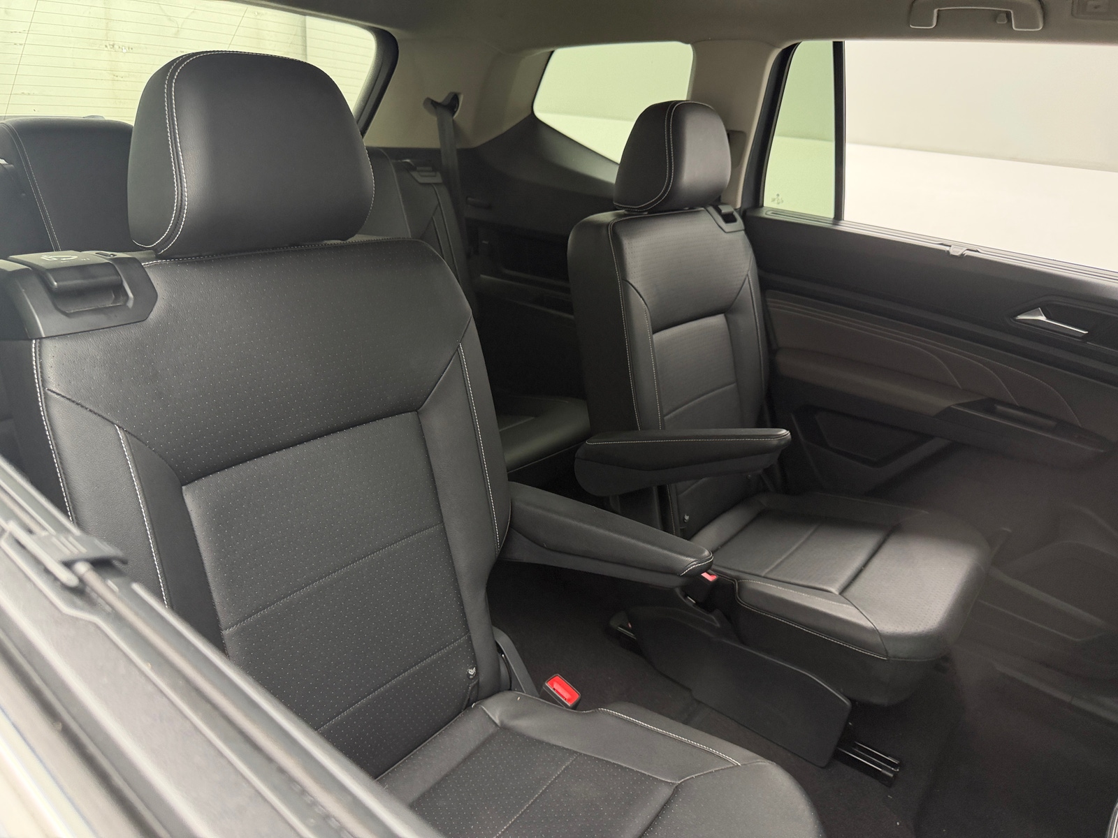 Thumbnail: 2023 Volkswagen Atlas - 5