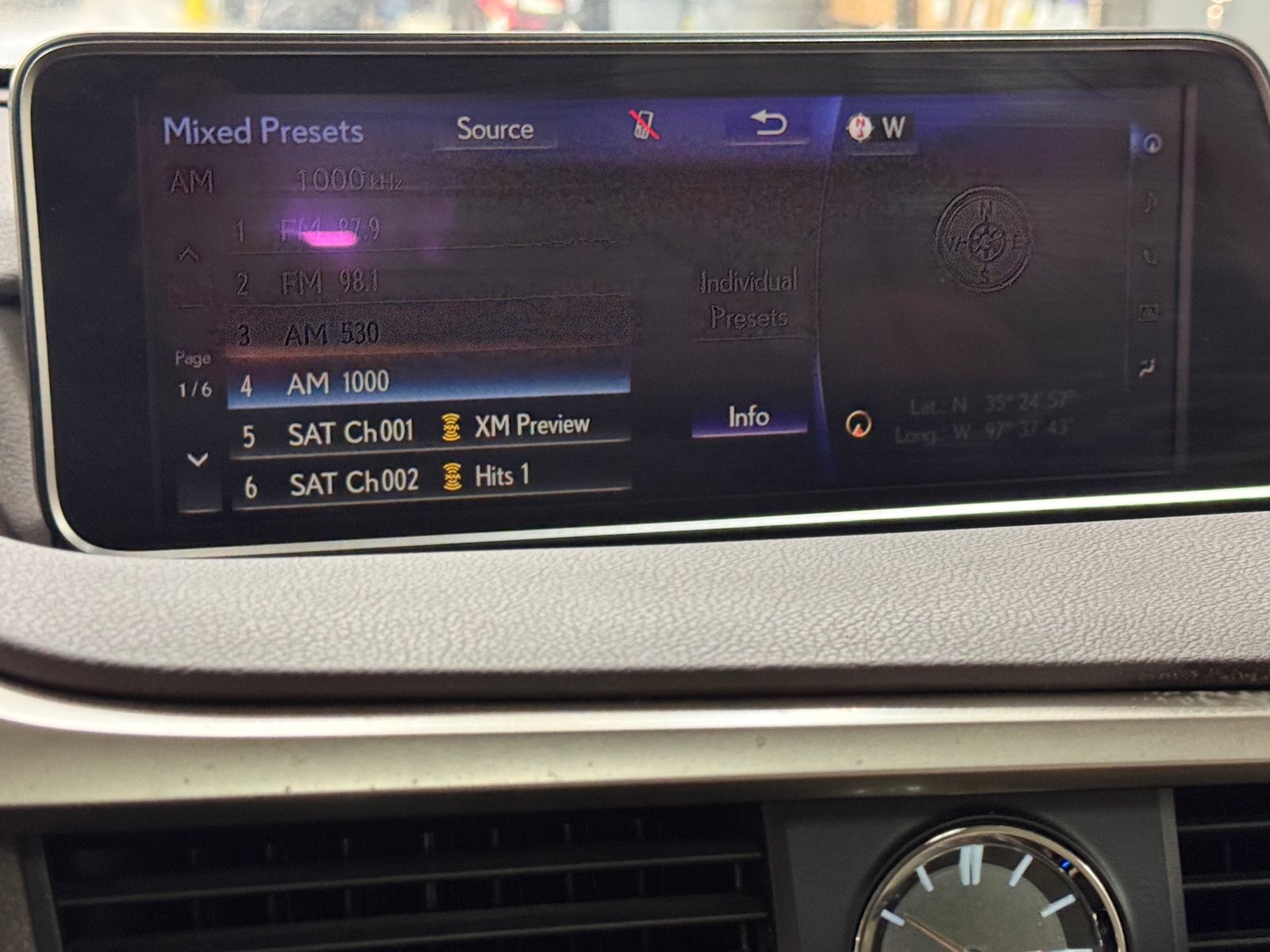 Thumbnail: 2019 Lexus RX - 3