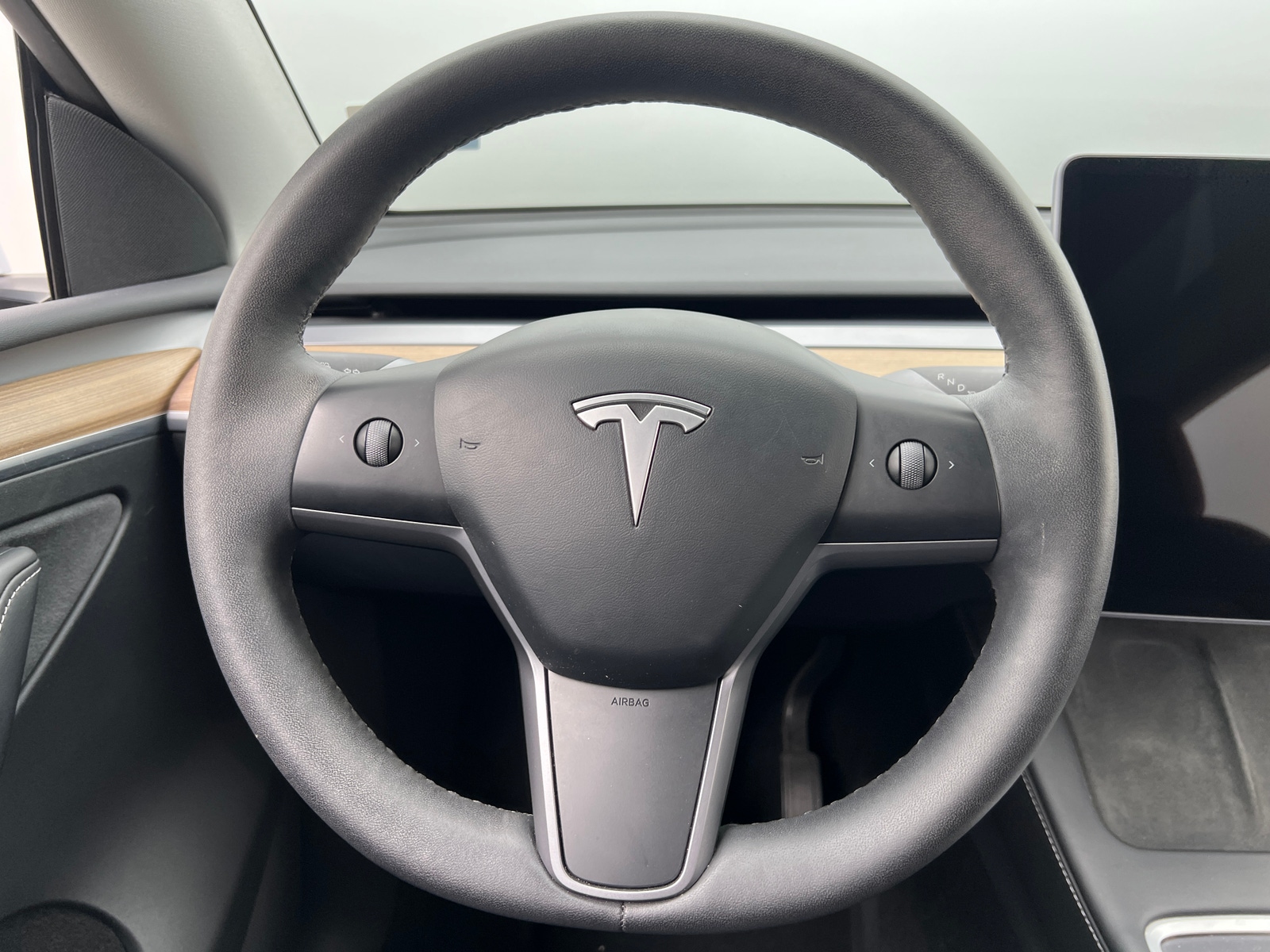 Thumbnail: 2023 Tesla Model Y - 4