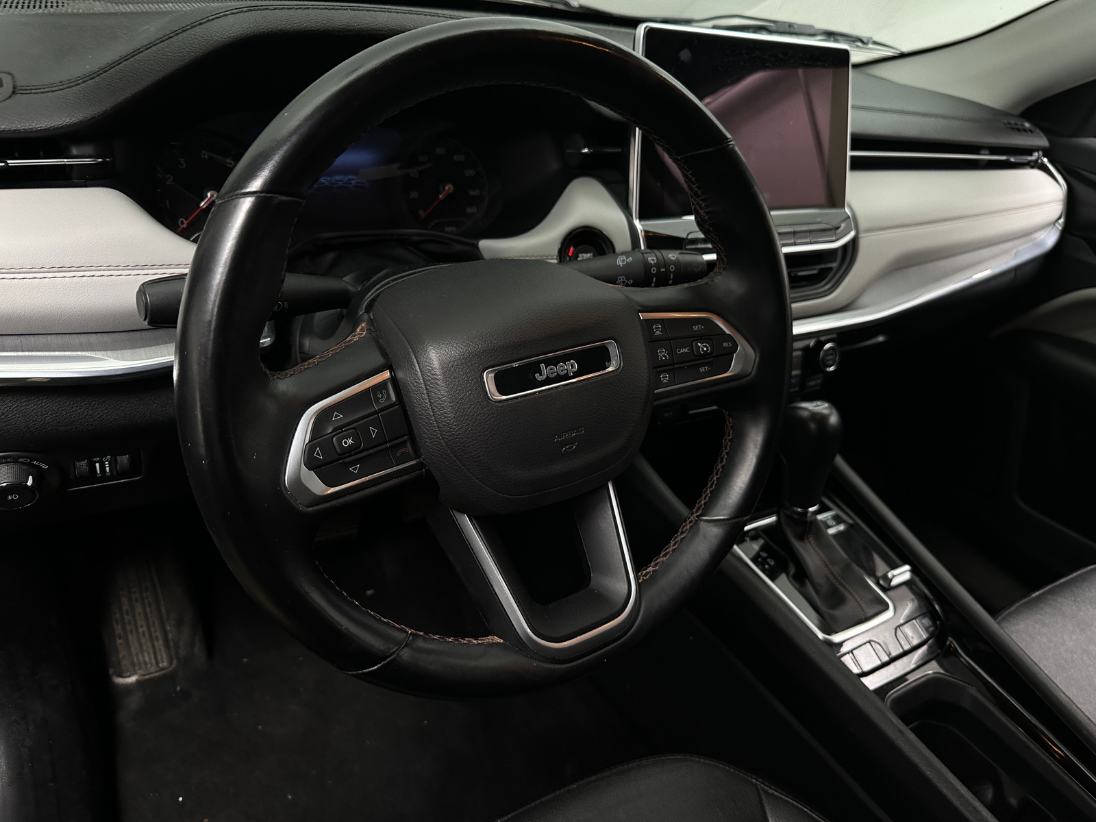 Thumbnail: 2022 Jeep Compass - 4