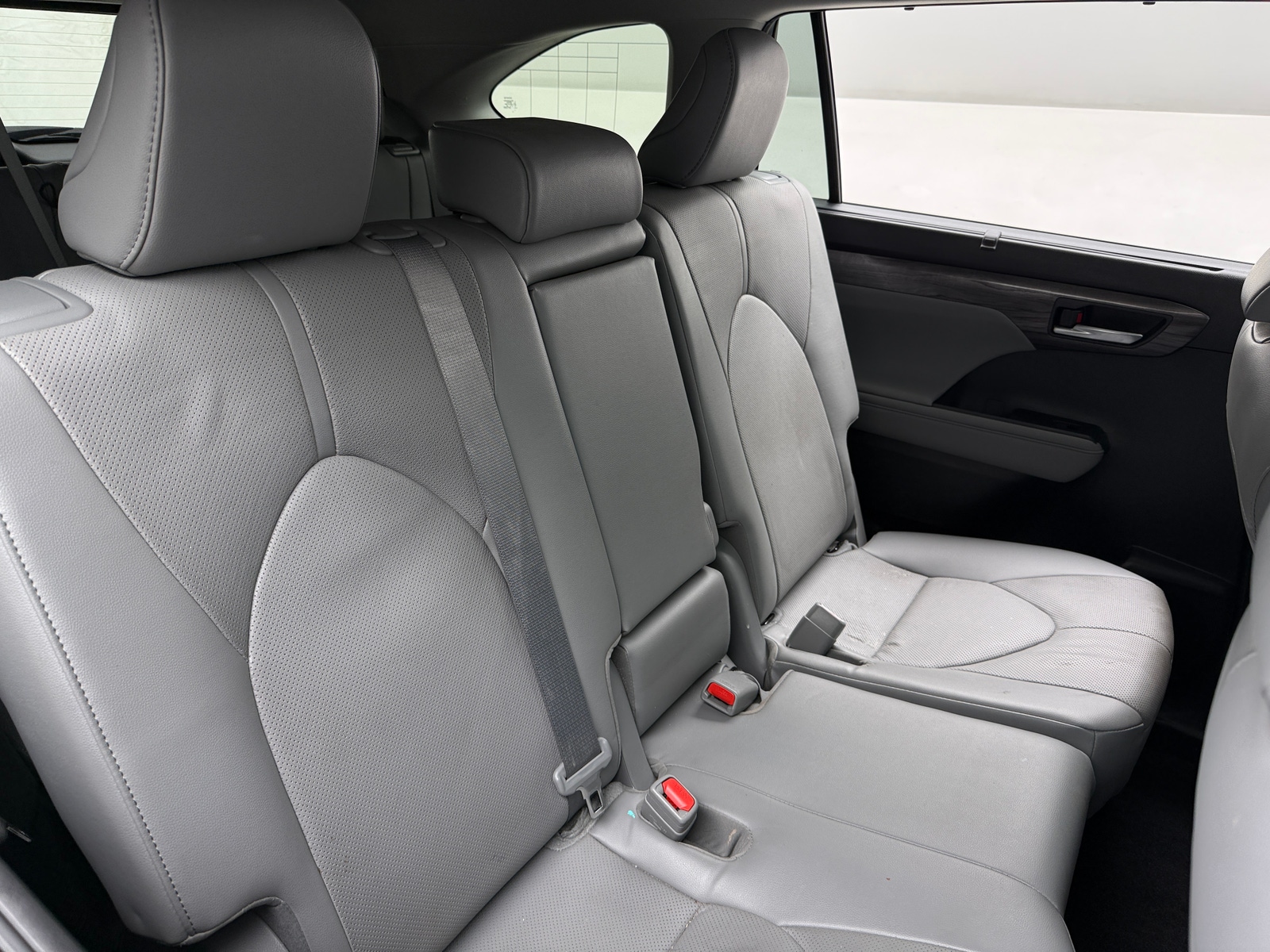 Thumbnail: 2023 Toyota Highlander - 5
