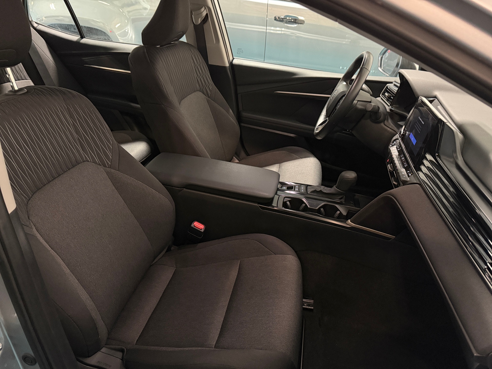 Thumbnail: 2025 Toyota Camry - 2