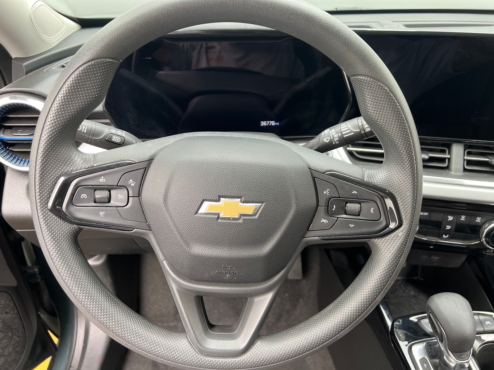 Thumbnail: 2025 Chevrolet Trax - 4