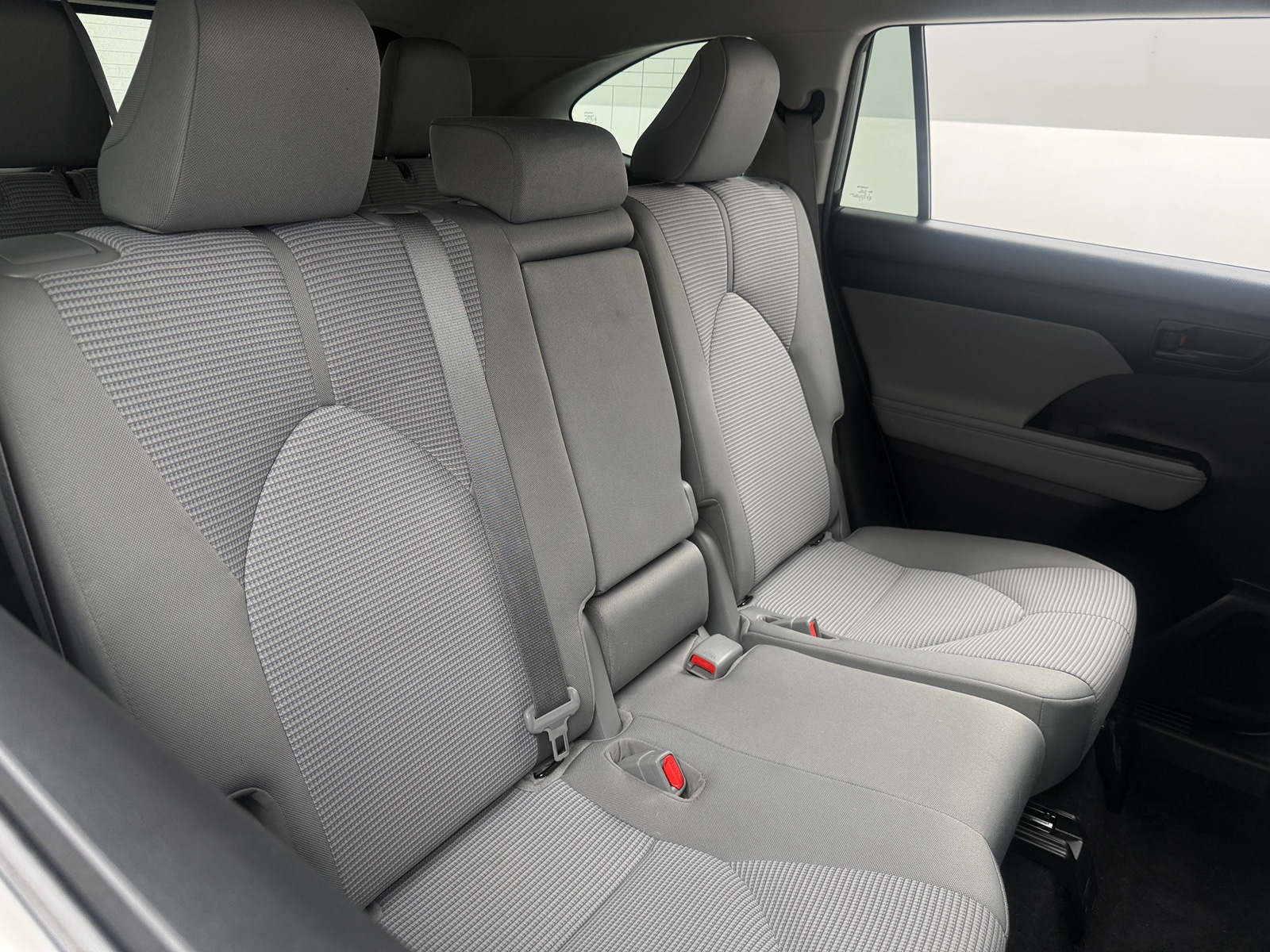 Thumbnail: 2020 Toyota Highlander - 6