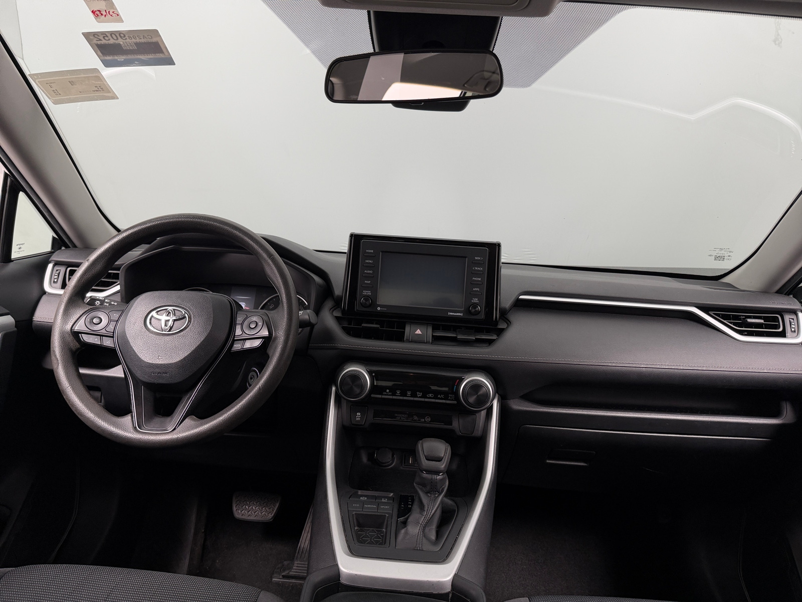 Thumbnail: 2021 Toyota RAV4 - 3