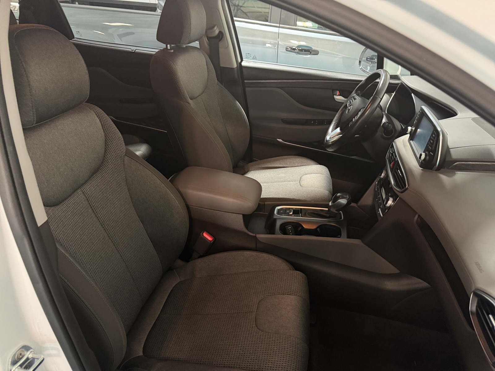 Thumbnail: 2019 Hyundai Santa Fe - 2
