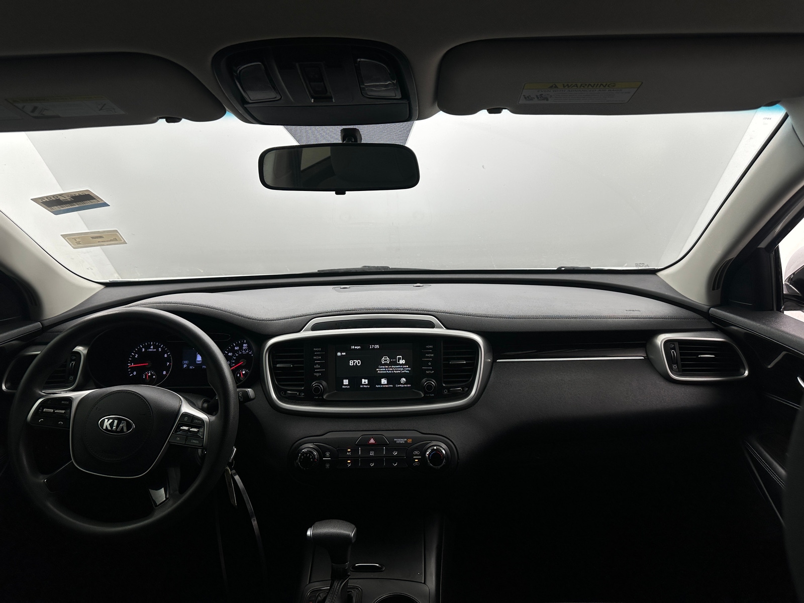 Thumbnail: 2020 Kia Sorento - 3