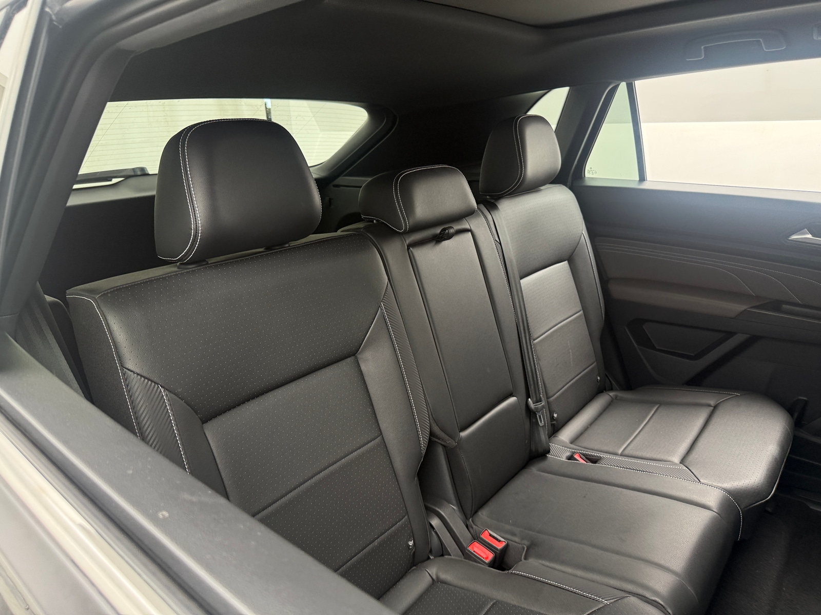 Thumbnail: 2023 Volkswagen Atlas - 6