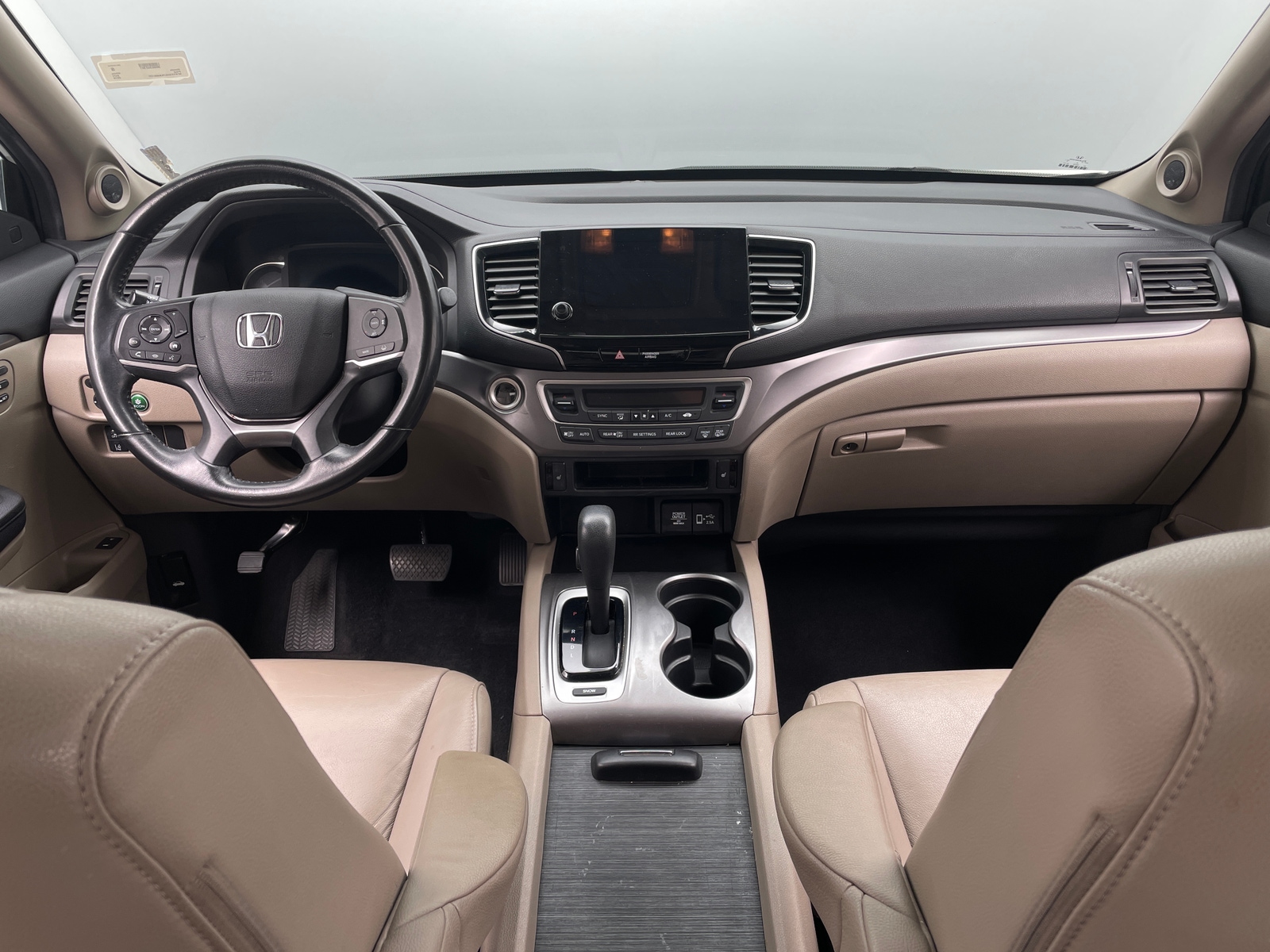 Thumbnail: 2019 Honda Pilot - 2