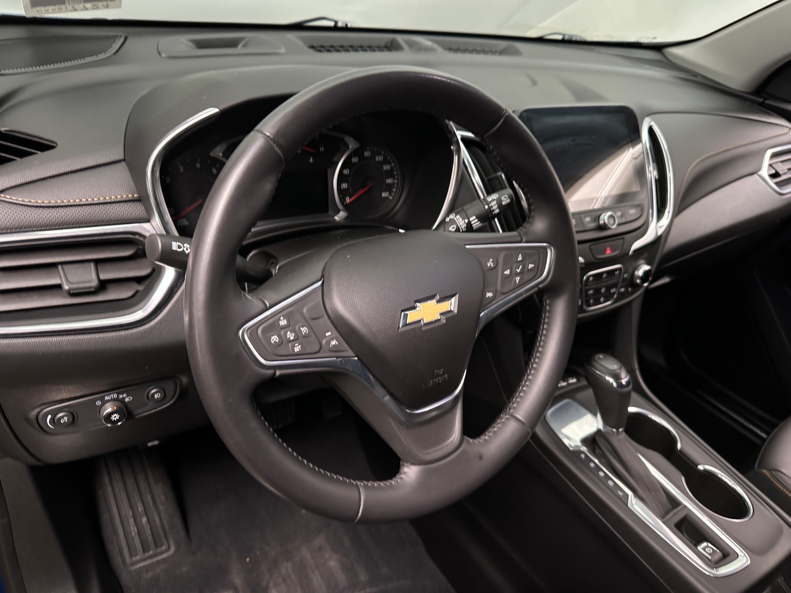 Thumbnail: 2020 Chevrolet Equinox - 4