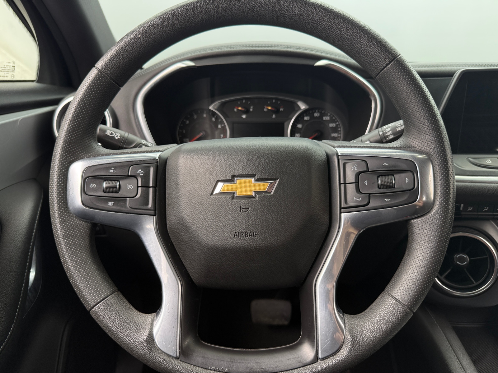 Thumbnail: 2022 Chevrolet Blazer - 5
