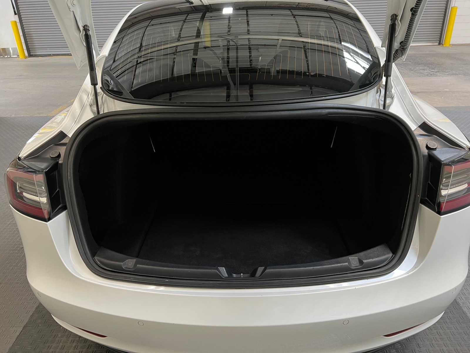 Thumbnail: 2020 Tesla Model 3 - 6