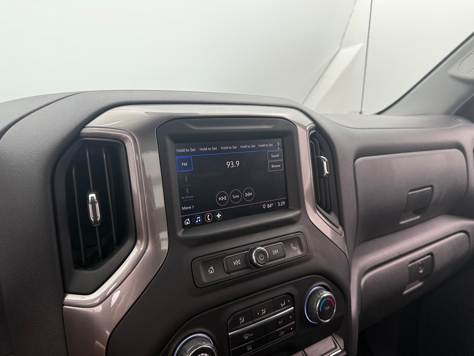 Thumbnail: 2025 Chevrolet Silverado 1500 - 3