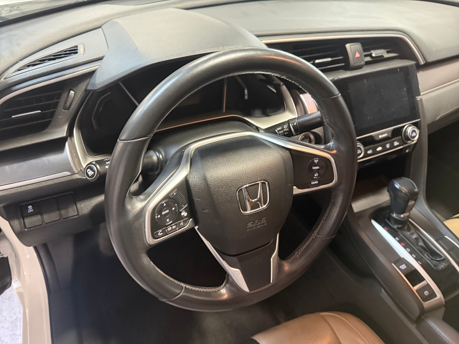 Thumbnail: 2017 Honda Civic - 4