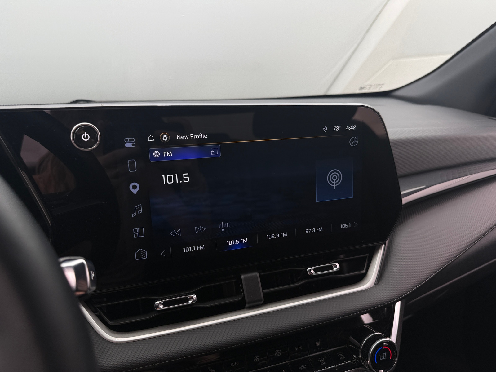 Thumbnail: 2026 Chevrolet Equinox - 3